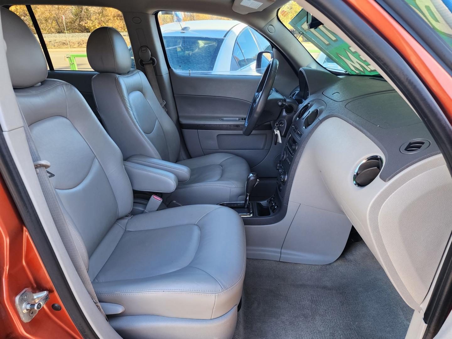 2008 SUNSET ORANGE Chevrolet HHR LT (3GNDA53P58S) with an 2.4L L4 DOHC 16V engine, AUTO transmission, located at 2660 S.Garland Avenue, Garland, TX, 75041, (469) 298-3118, 32.885551, -96.655602 - Photo#18